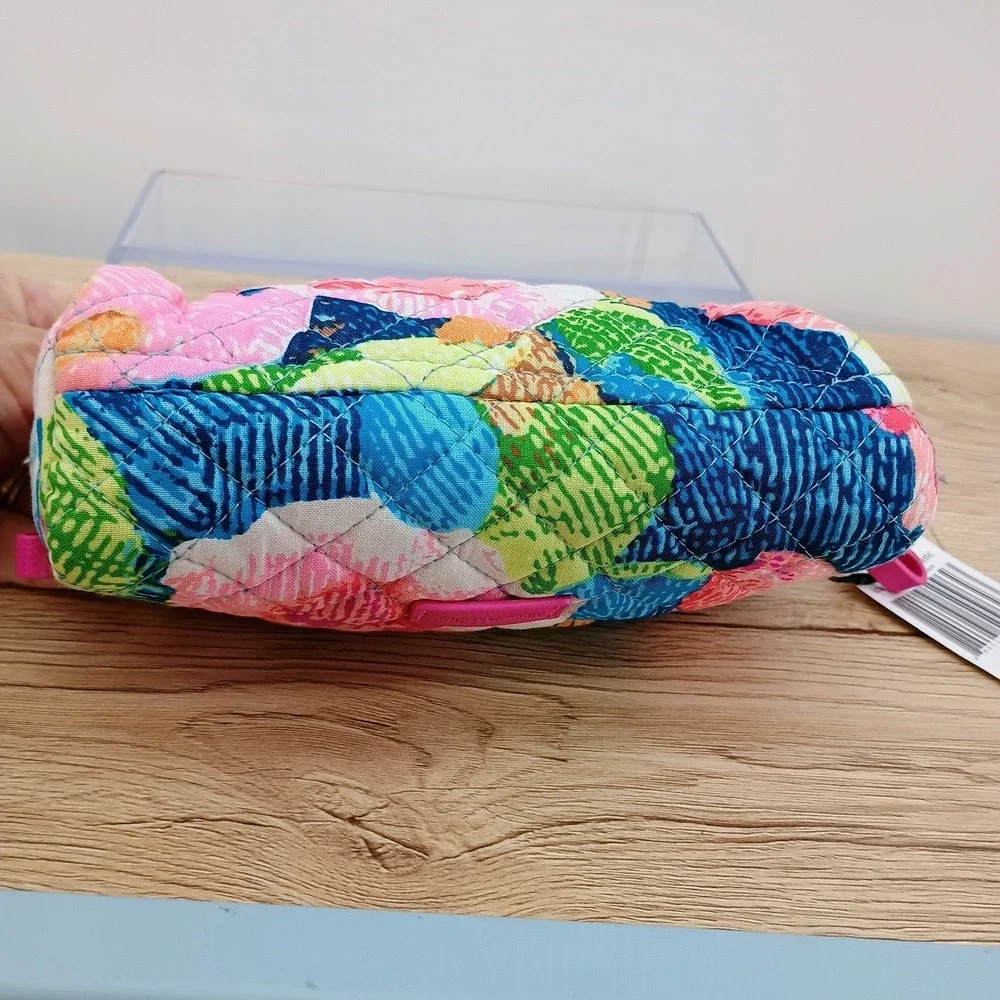 Vera Bradley Iconic Medium Cosmetic Bag Superbloom Floral Quilted Makeup Case